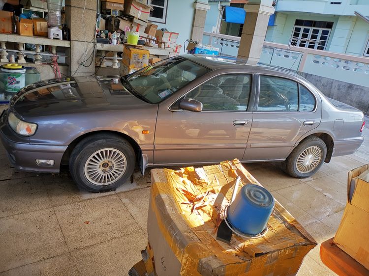 Nissan Cefiro 2000 2.0 12V Sedan เบนซิน เกียร์อัตโนมัติ เทา รูปที่ 2