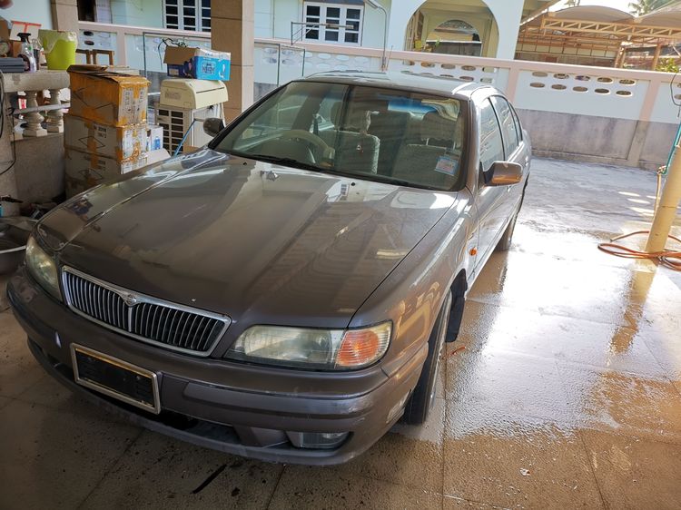 รถ Nissan Cefiro 2.0 12V สี เทา