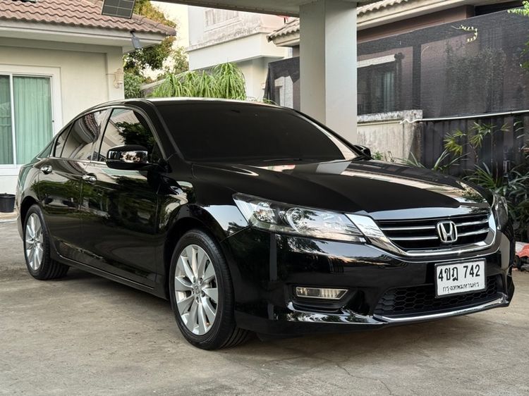 Honda Accord 2014 2.0 EL NAVI Sedan เบนซิน ไม่ติดแก๊ส เกียร์อัตโนมัติ ดำ รูปที่ 3