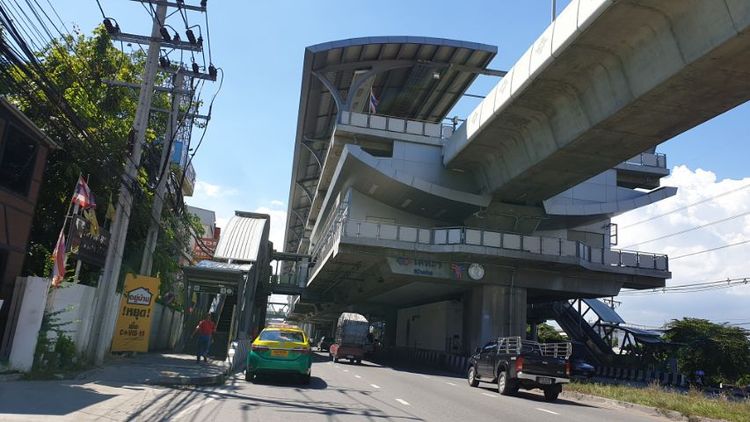 โกดังให้เช่า- ใหญ่-ล็ก-สถานรรถไฟฟ้าบีทีเอส-เคหะ