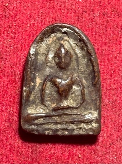 พระซุ้มกอพิมพ์กลาง