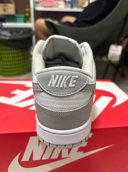 รองเท้า NIKE รูปที่ 2