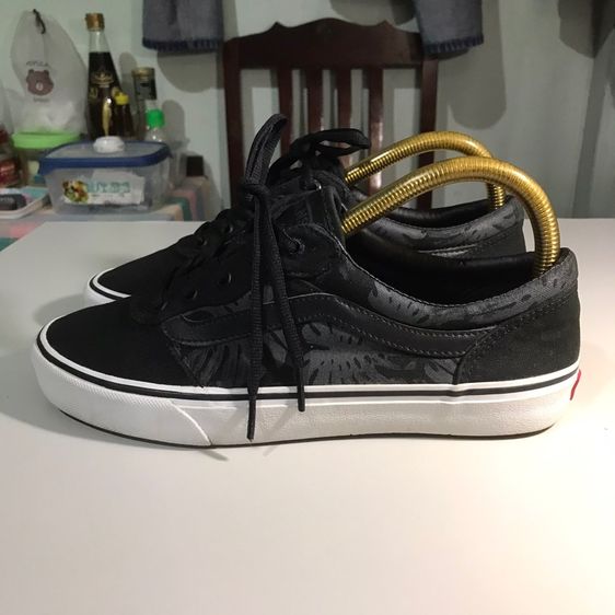 VANS 42 รูปที่ 2