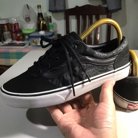 VANS 42 รูปที่ 11