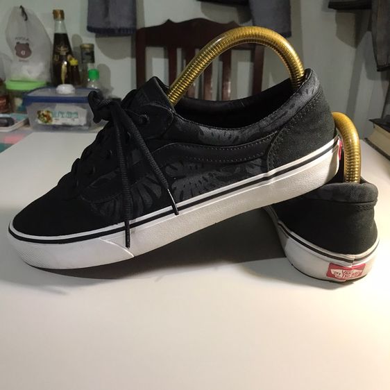 VANS 42 รูปที่ 10