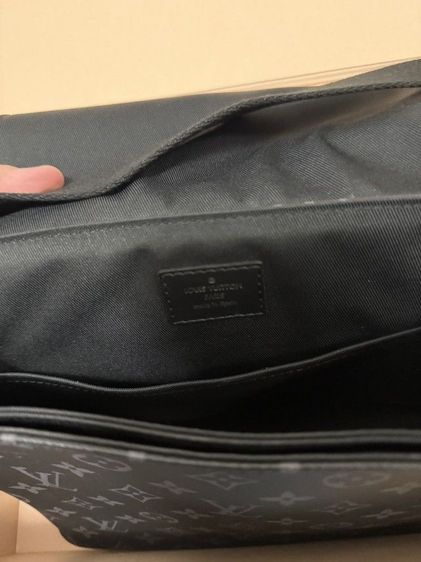 Lv district pm monogram  รูปที่ 9