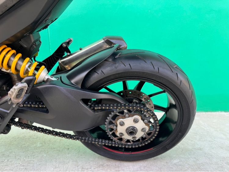 Ducati Hypermotard 821 สีแดงปี2014   รูปที่ 18
