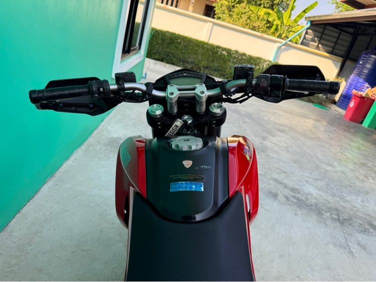 Ducati Hypermotard 821 สีแดงปี2014   รูปที่ 11