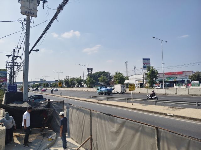 ไม่ใช่ ให้เช่าที่ดินเปล่า นนทบุรี ติดถนนนครอินทร์ เชิงสะพานพระราม 5 รูปที่ 2