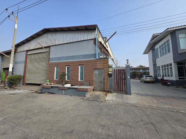 ให้เช่าโรงงานพร้อมบ้านพัก 2 ชั้น มีหอพักคนงาน 8 ห้อง เมืองสมุทรสาคร รูปที่ 4