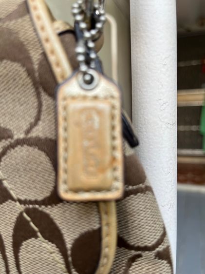 กระเป๋าสะพาย Coach งานเก่า มือสอง รูปที่ 3