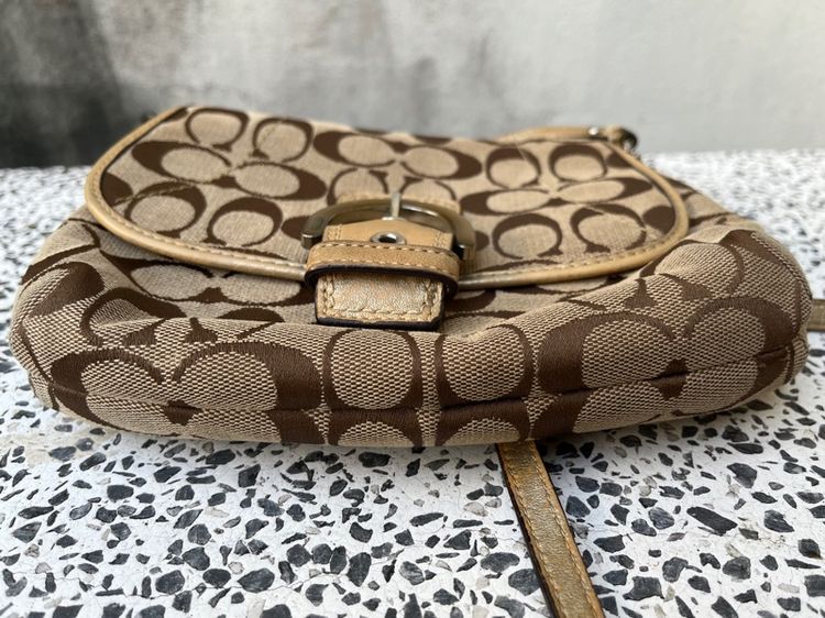 กระเป๋าสะพาย Coach งานเก่า มือสอง รูปที่ 9