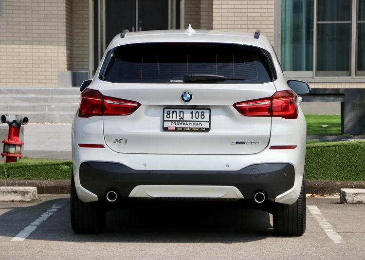 BMW X1 2019 2.0 sDrive20d M Sport Utility-car ดีเซล ไม่ติดแก๊ส เกียร์อัตโนมัติ ขาว รูปที่ 4