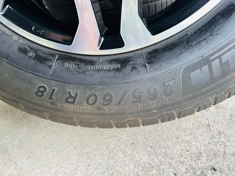 ล้อพร้อมยาง รีโว่ รูปที่ 4