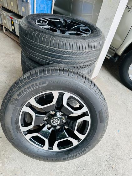 ล้อพร้อมยาง รีโว่ รูปที่ 2