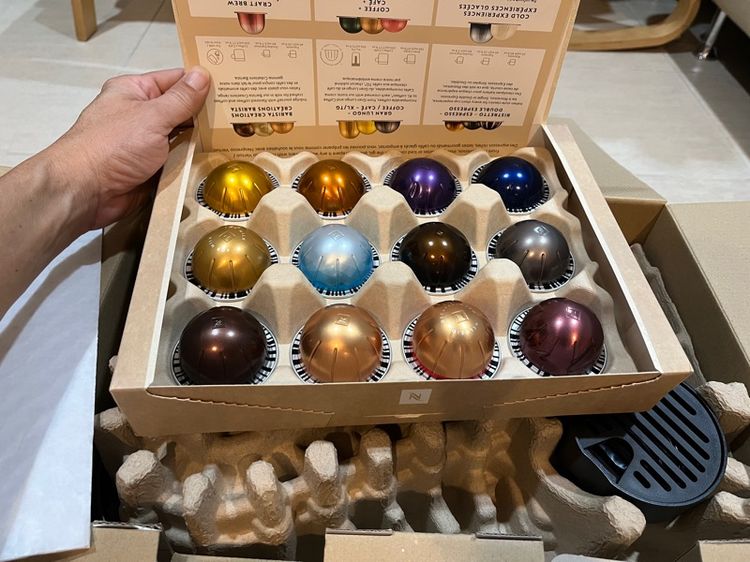 เครื่องชงกาแฟ Nespresso Vertuo Pop