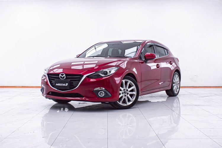 รถ Mazda Mazda3 2.0 S สี แดง