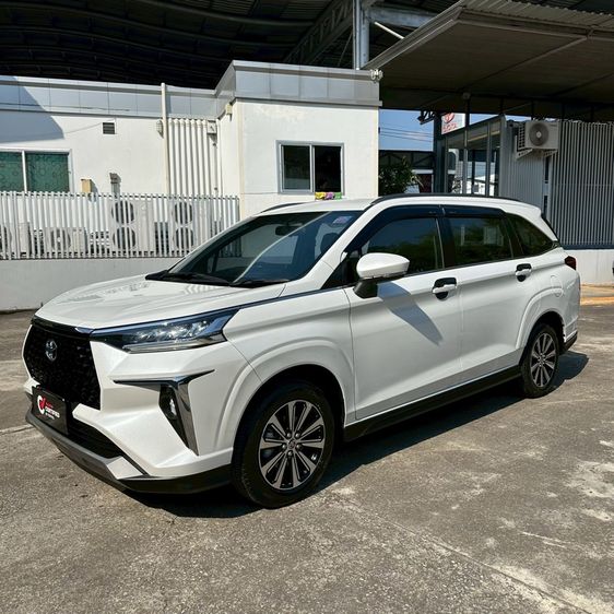Toyota Veloz 2022 1.5 Smart Utility-car เบนซิน ไม่ติดแก๊ส เกียร์อัตโนมัติ ขาว รูปที่ 3