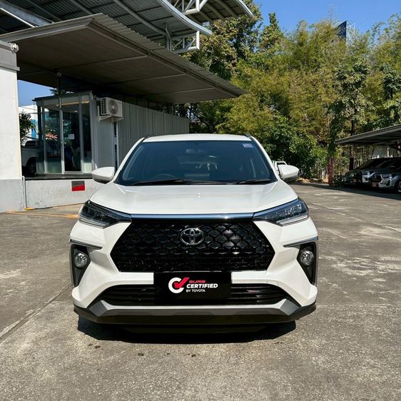 Toyota Veloz 2022 1.5 Smart Utility-car เบนซิน ไม่ติดแก๊ส เกียร์อัตโนมัติ ขาว รูปที่ 2
