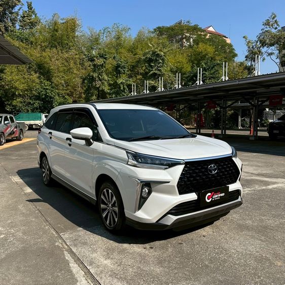รถ Toyota Veloz 1.5 Smart สี ขาว