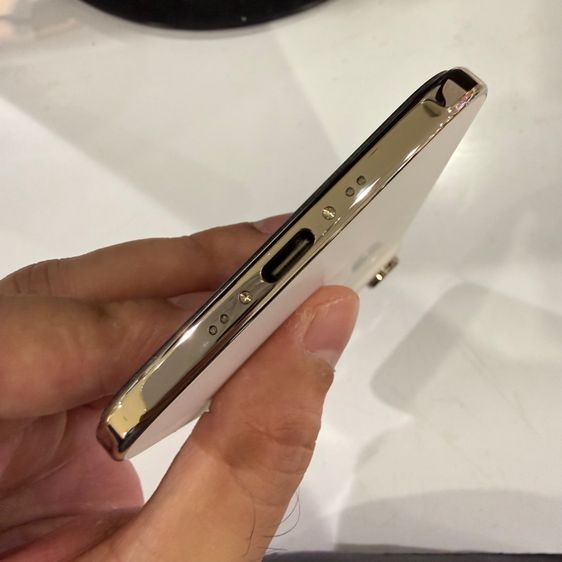 Iphone Air สีทอง 256gb เครื่องศูนย์ไทย ประกันเหลืออีก10เดือน แบต100เปอร์เซ็นต์ รูปที่ 4