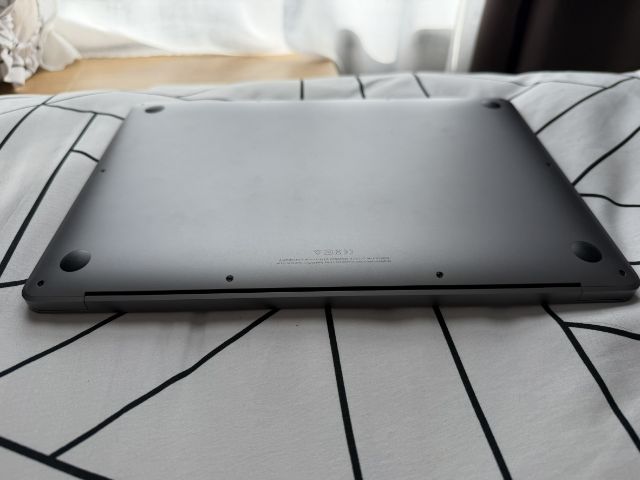 MacBook Air 13 2020 รูปที่ 2