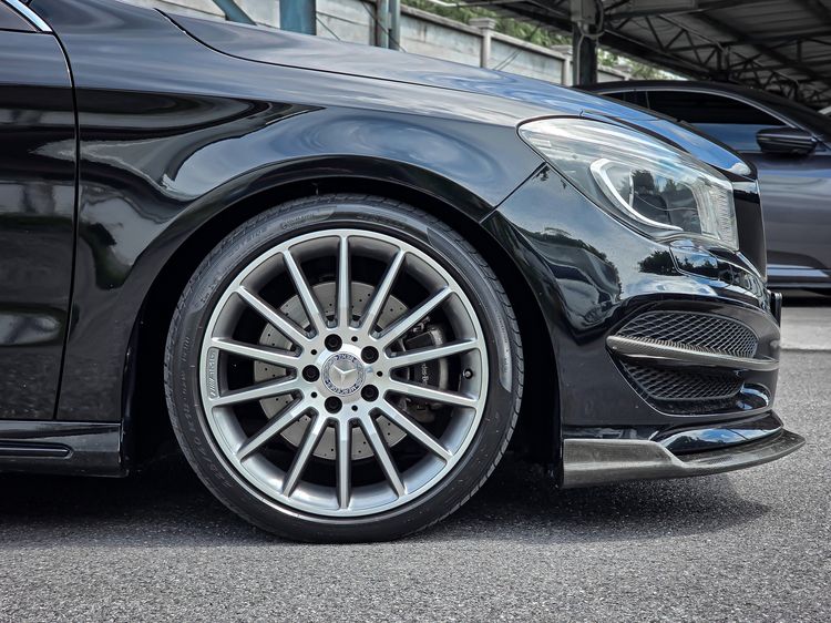 Mercedes-Benz CLA-Class 2015 CLA250 AMG Sedan เบนซิน ไม่ติดแก๊ส เกียร์อัตโนมัติ ดำ รูปที่ 3