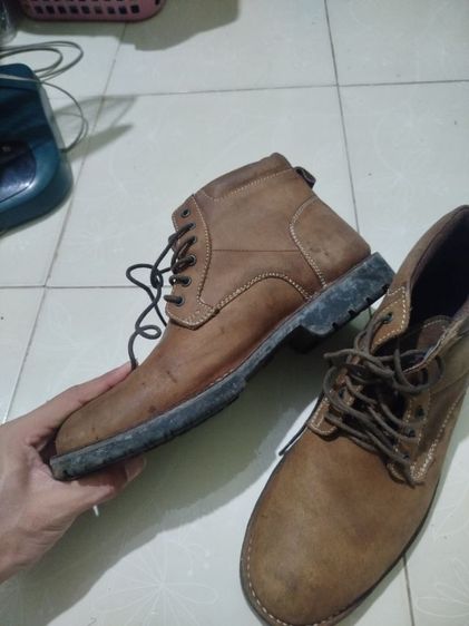 รองเท้าหนัง