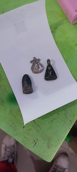 พระเครื่อง รูปที่ 2