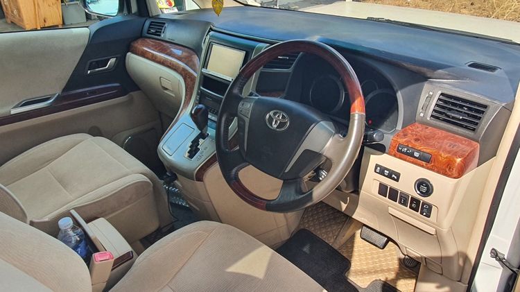 Toyota Vellfire 2011 2.4 V Van เบนซิน เกียร์อัตโนมัติ ขาว รูปที่ 3