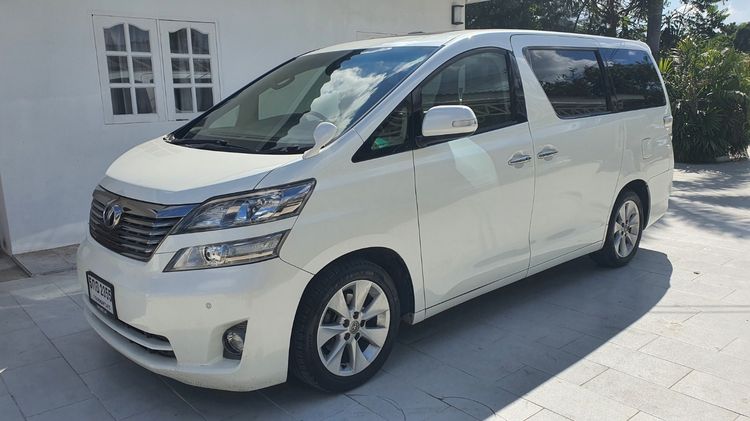 รถ Toyota Vellfire 2.4 V สี ขาว