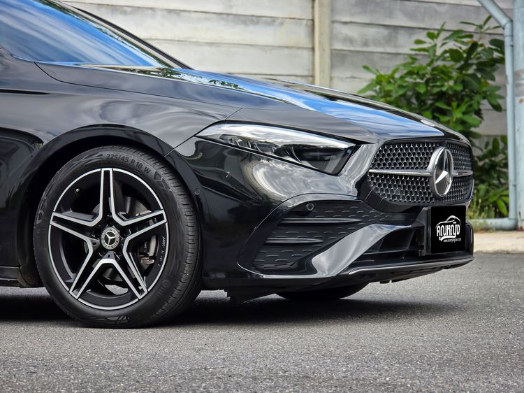 Mercedes-Benz A-Class 2023 A200 Sedan เบนซิน ไม่ติดแก๊ส เกียร์อัตโนมัติ ดำ รูปที่ 3