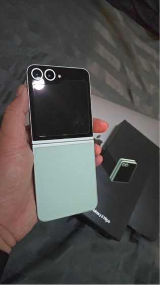ขาย Flip6 256G ยกกล่อง สีเขียวมิ้น นัดรับได้แถวเกษตร
