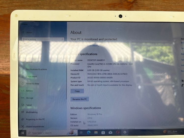 โน๊ตบุ๊ก มือสอง สีขาว รูปที่ 3