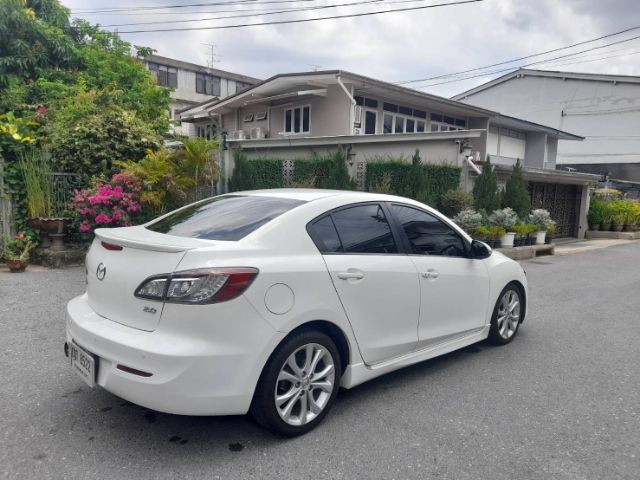 Mazda Mazda3 2011 2.0 S Sports Sedan เบนซิน LPG เกียร์อัตโนมัติ ขาว รูปที่ 3