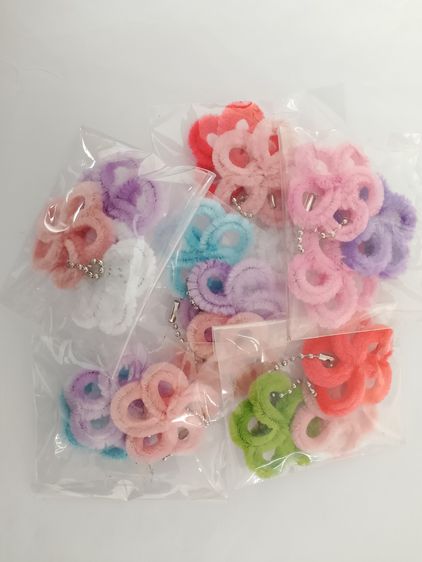 งานพวงกุญแจดอกไม้ลวดกำมะหยี่ รูปที่ 2