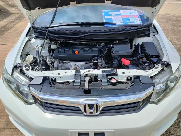 Honda Civic 2012 1.8 S i-VTEC Sedan เบนซิน ไม่ติดแก๊ส เกียร์อัตโนมัติ ขาว รูปที่ 4