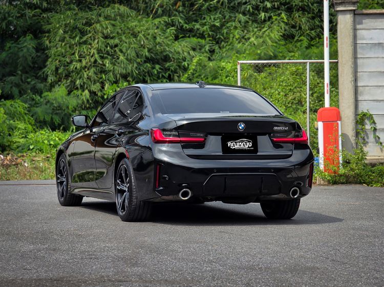 BMW Series 3 2023 320d Sedan ดีเซล ไม่ติดแก๊ส เกียร์อัตโนมัติ ดำ รูปที่ 2