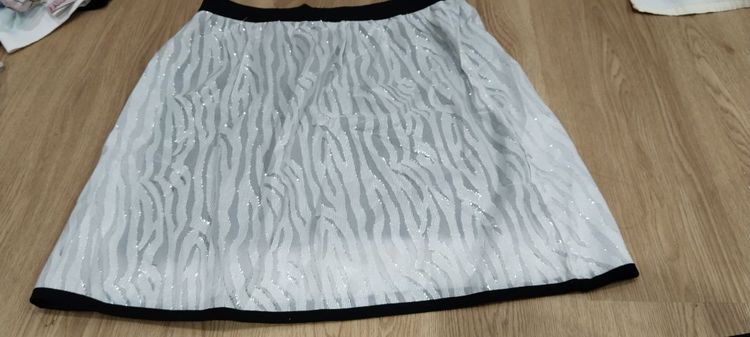 กะโปรง ลายดอก สีพื้น สีดำ รูปที่ 9