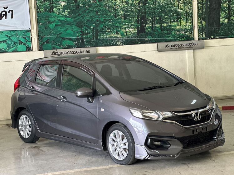 Honda Jazz 2017 1.5 V Plus i-VTEC Sedan เบนซิน ไม่ติดแก๊ส เกียร์อัตโนมัติ เทา รูปที่ 3