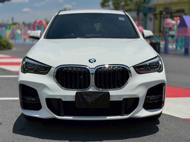 BMW X1 2020 2.0 sDrive20d M Sport Utility-car ดีเซล ไม่ติดแก๊ส เกียร์อัตโนมัติ ขาว รูปที่ 3