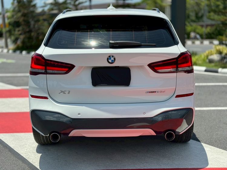 BMW X1 2020 2.0 sDrive20d M Sport Utility-car ดีเซล ไม่ติดแก๊ส เกียร์อัตโนมัติ ขาว รูปที่ 4