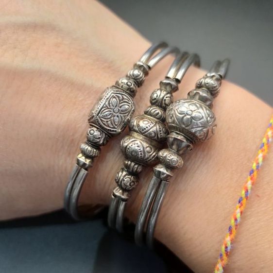 สร้อยข้อมือ เงิน งานเก่าทางเหนือ ชุดสามชิ้นสวยสภาพสมบูรณ์  รูปที่ 7