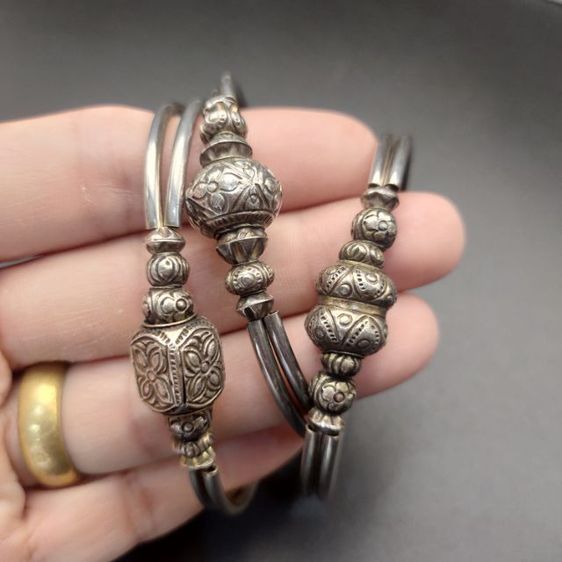 สร้อยข้อมือ เงิน งานเก่าทางเหนือ ชุดสามชิ้นสวยสภาพสมบูรณ์  รูปที่ 6