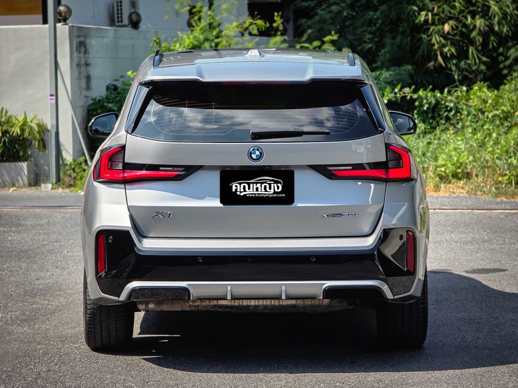 BMW X1 2023 1.5 xDrive30e M Sport 4WD Utility-car ปลั๊กอินไฮบริด (PHEV) ไม่ติดแก๊ส เกียร์อัตโนมัติ เทา รูปที่ 4