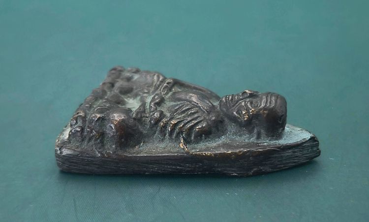 หลวงปู่ทวด หลังเตารีด รูปที่ 5