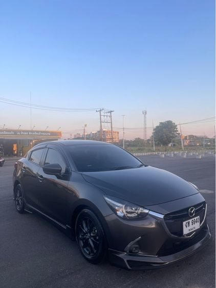 Mazda Mazda 2 2018 1.3 เบนซิน เกียร์อัตโนมัติ น้ำตาล รูปที่ 3