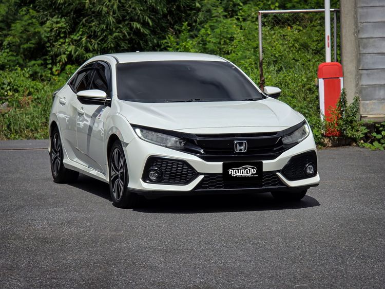 รถ Honda Civic 1.5 Turbo สี ขาว