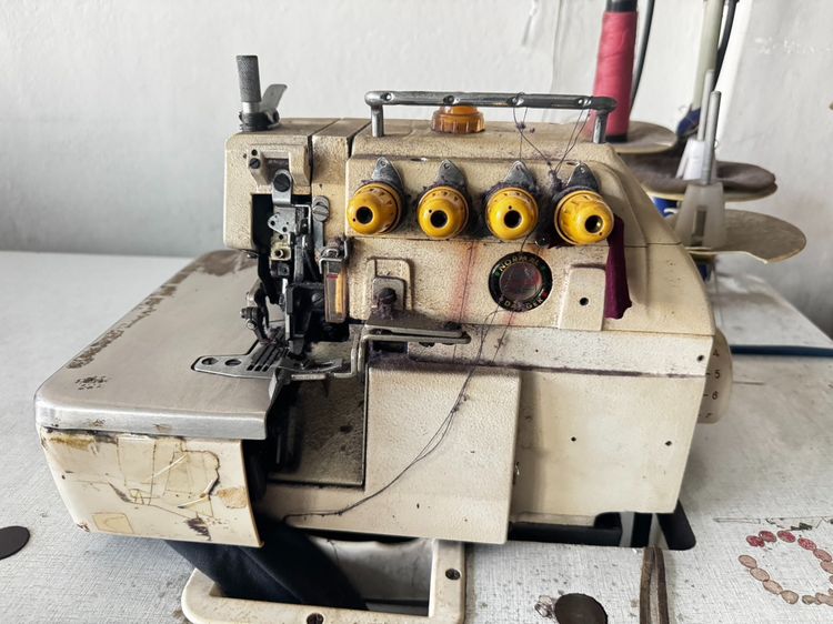 จักรเย็บผ้า มือสอง รูปที่ 12
