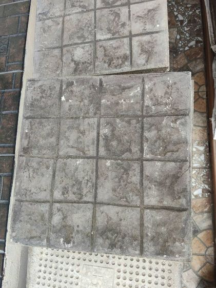 ขายแผ่นทางเดินสีเทามือ 2 สภาพดี รูปที่ 3